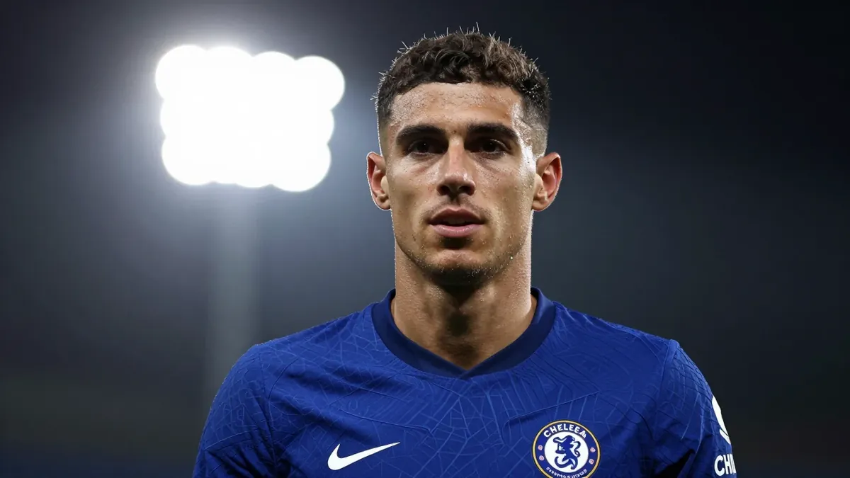 Chelsea FC's Training Session: Preparing for Fulham Clash