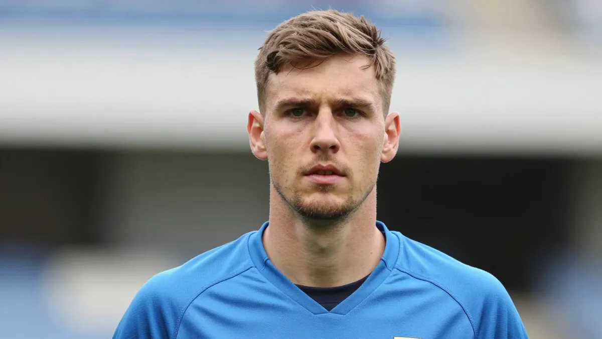 Chelsea FC have agreed a season-long loan for Robert Sanchez to join Como after signing Emiliano Martinez from Aston Villa
