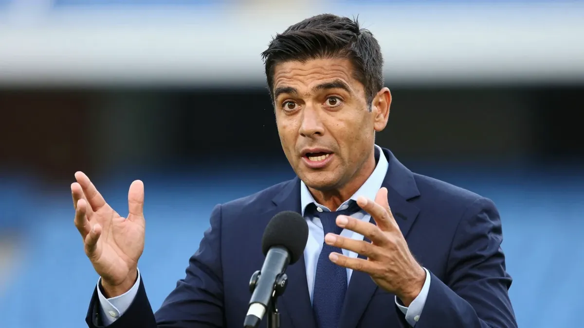 Nicky Butt says Chelsea's backline will stop them winning the title, even with a front three rated among the league's best