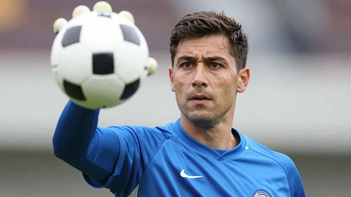 Chelsea FC's summer business earns high marks, with an 'A' grade for Emiliano Martínez's signing and strong fees for...