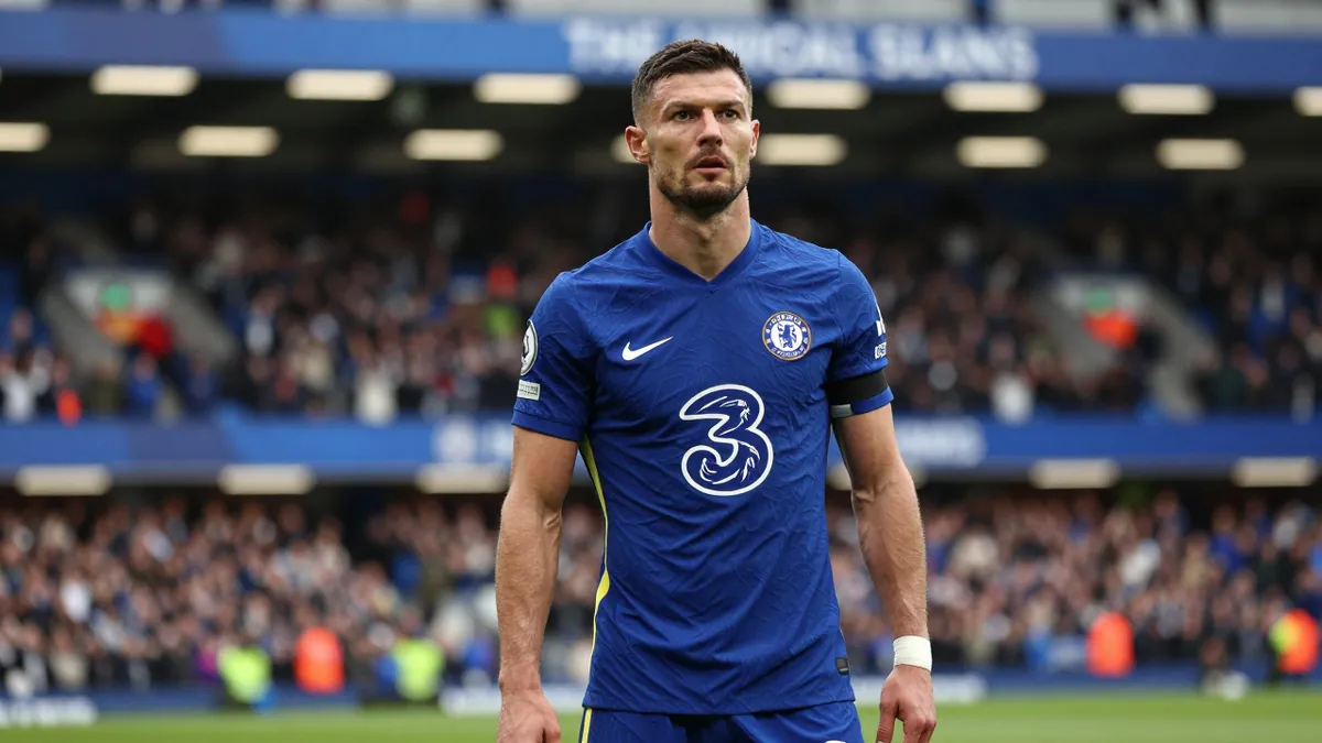 Chelsea FC's Stamford Bridge: Navigating Post-Match Crowd Challenges
