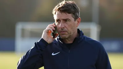 Chelsea FC manager Xabi Alonso contacted Kylian Mbappe for transfer advice on Manu Kone, but Roma denied receiving an...