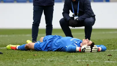Chelsea's Emi Martinez will have surgery after suffering a concussion and jaw injury in a clash with Everton's Jarrad...